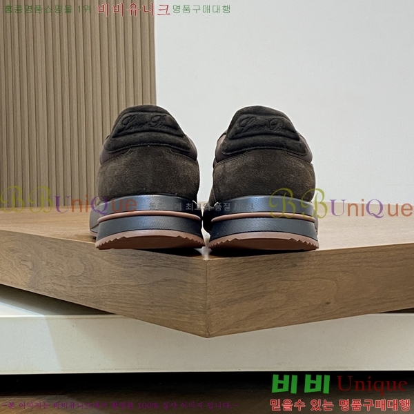  **Ƴ Ŀ LP97638-4