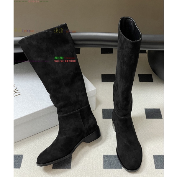   D-Town   56D25101810-2