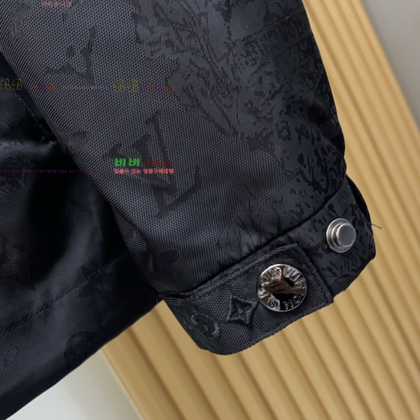  * ĳ־  31LV25102422-1