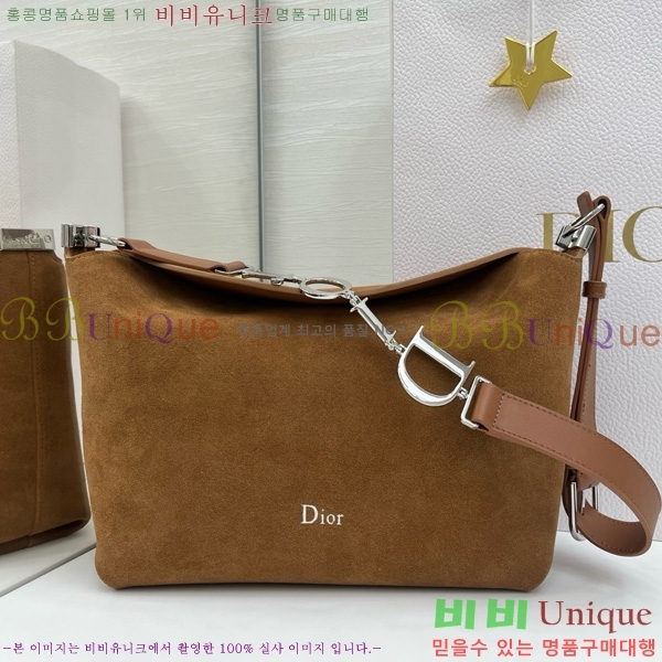 #��� ���ʼ� �ش��� JONATHAN ANDERSON ȣ���� M856324-2