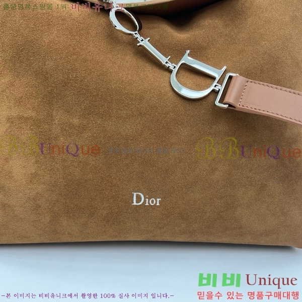 #��� ���ʼ� �ش��� JONATHAN ANDERSON ȣ���� M856325-2