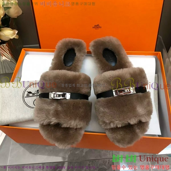 ޽   þ  W861000-1