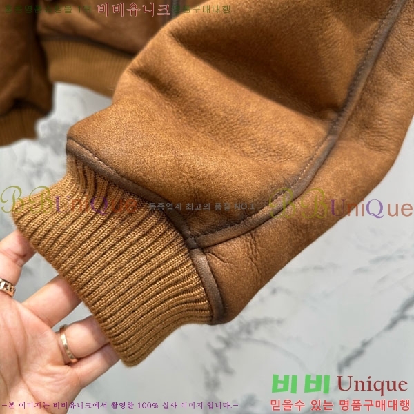 ���� �߷��þư� �����̵� ���� B2123076-3