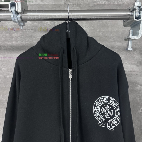  ũ*  ĵ 27CH251133-1