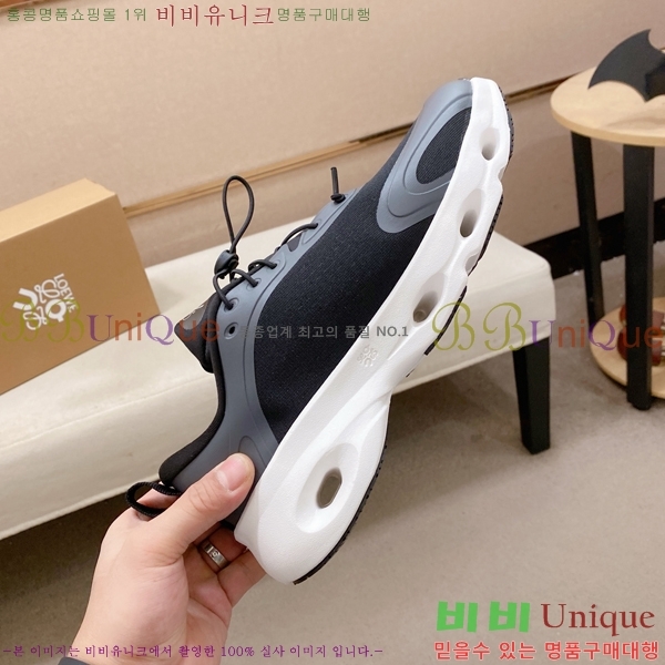 �������� �ο��� ����Ŀ�� LE559825-4