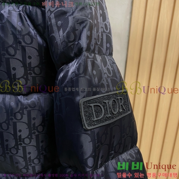 ���� ��� �ٿ� �е� CD6241685-1