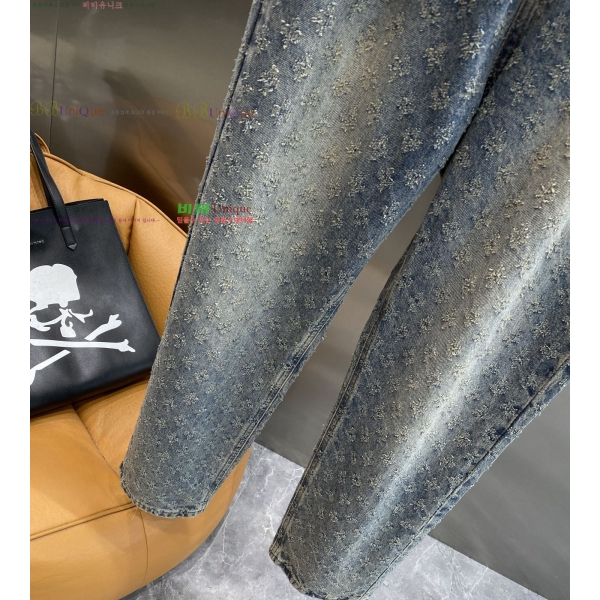  ũ* û 17CH2511313-10