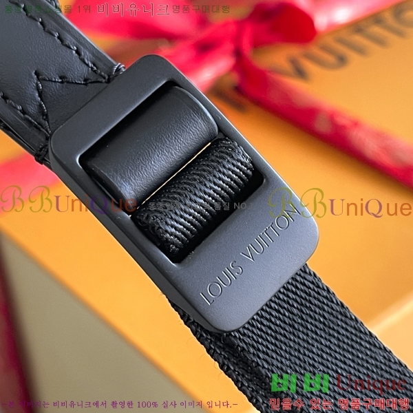 #���̺��� Ʈ���� ���� M44658-1001