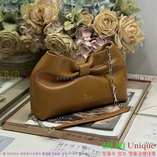 #��� ���� ü�ι� M0714-103