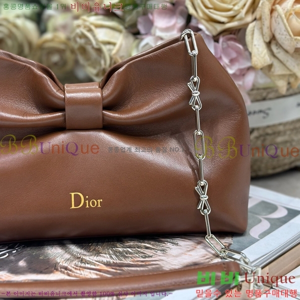 #��� ���� ü�ι� M0714-105