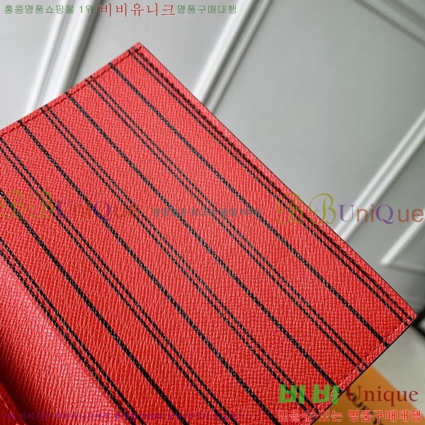 #���̺��� �н���Ʈ Ŀ�� M25918-101