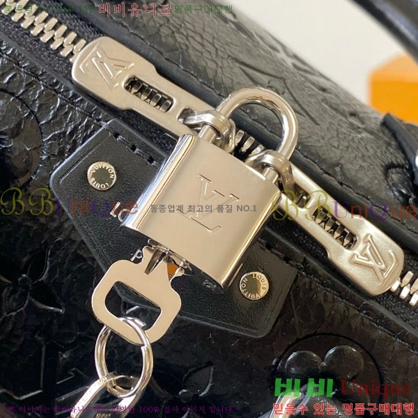 #���̺��� ���ǵ� Ʈ��ũ 20 M27921-2001