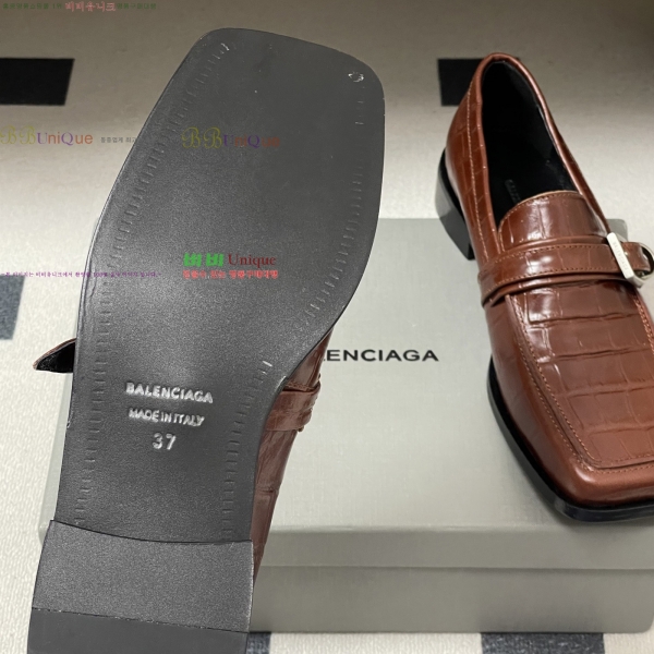 ���� �߷���*�� Ŭ���� ���� 39BL2512223-1