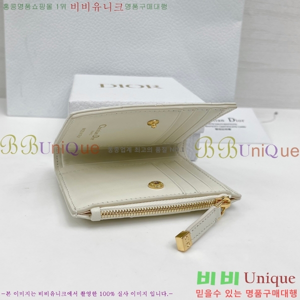 #��� ī�� �޸��� ���� S4208-105