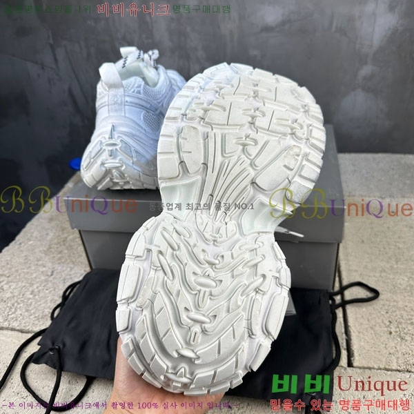 �߷��þư� 6XL Ʈ���̳� ����Ŀ�� BLA3568901-8