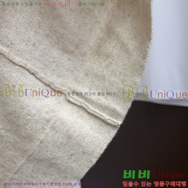 ���� ���ڷ� ��ġ�ڸ� ���� Ƽ���� BC7254714-2