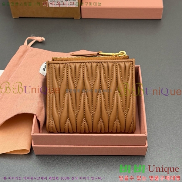 #�̿�̿� ���׶�� ������ 5MV017-209