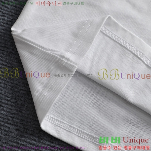 ���� �ο��� ���� Ƽ���� L2824537-4