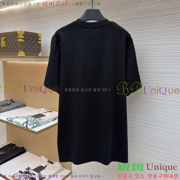 ���� ��**�� ���� Ƽ���� MO915683-2