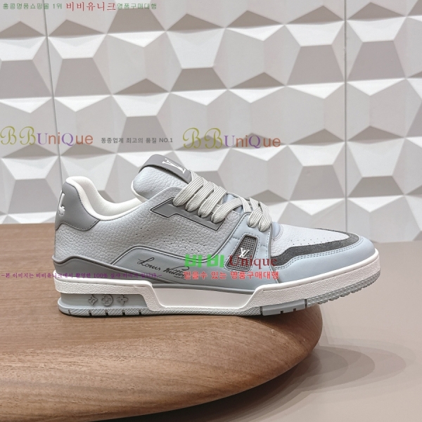 �������� LV Ʈ���̳� ����Ŀ�� 47LV262251-8