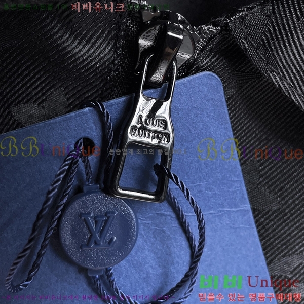 ���� ��**�� ���� MO780989