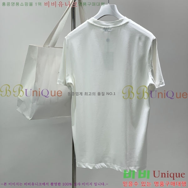 ���� ��**�� ���� Ƽ���� MO915689-3