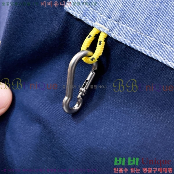 ���� ��**�� ���� Ƽ���� MO587630-2