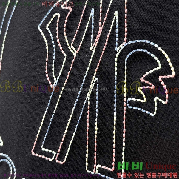 ���� ��**�� ���� Ƽ���� MO587632-2
