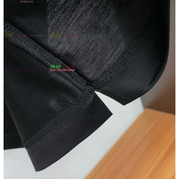 ���� �η�**�� ���� Ƽ���� LP2654122-4