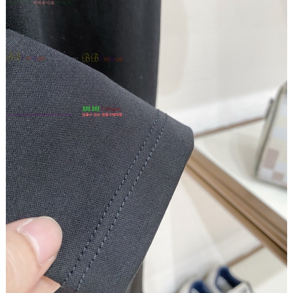���� ��**�� ���� Ƽ���� MO587633-6