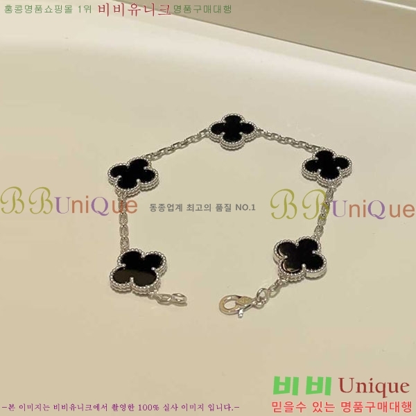 ��Ŭ�������� ���Ժ�� 5�� ��Ƽ�� ���� VA26623-4