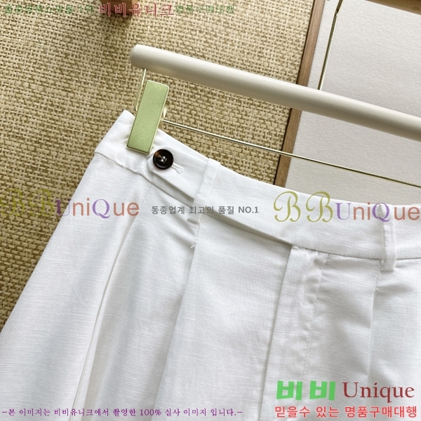 ���� ���ڷ� ��ġ�ڸ� ��ĿƮ BC33463-20