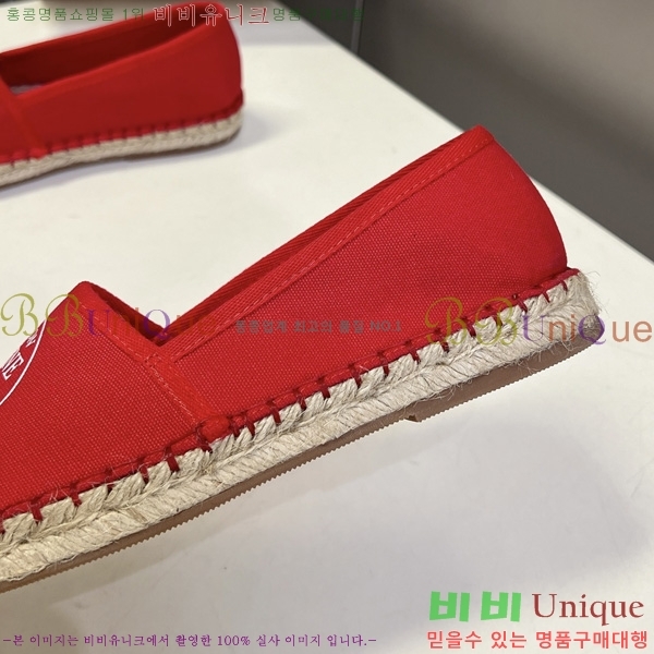 ������ �����ĵ� �÷����� CE92665-3